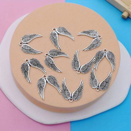 Galanterie: Ozdobný díl křídla 15x15 mm (1ks)