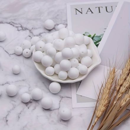 Galanterie: Plastové matné korálky 10 mm (20ks) - bílá